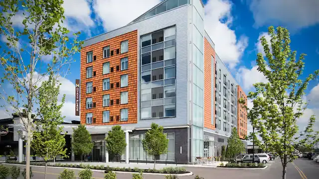 Hyatt Place Cleveland / Westlake / Crocker Park exterior